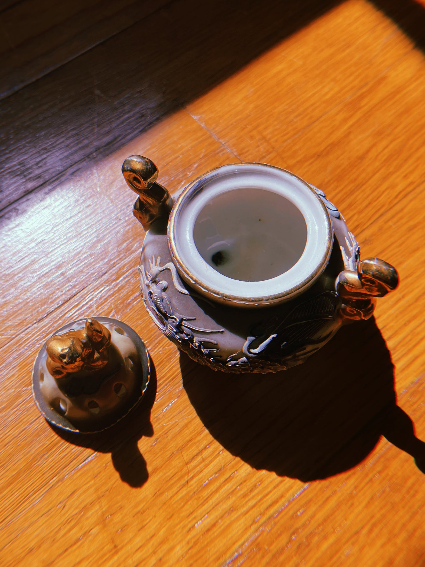 1940's Japanese Dragonware Incense Burner Pot