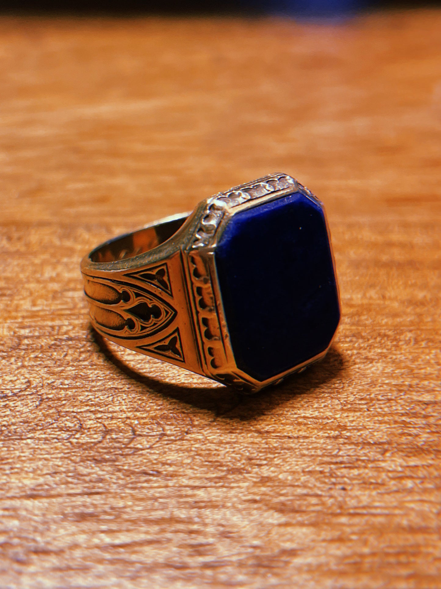 Antique 14k Art Deco Parish Signet Ring w/ Lapis Lazuli