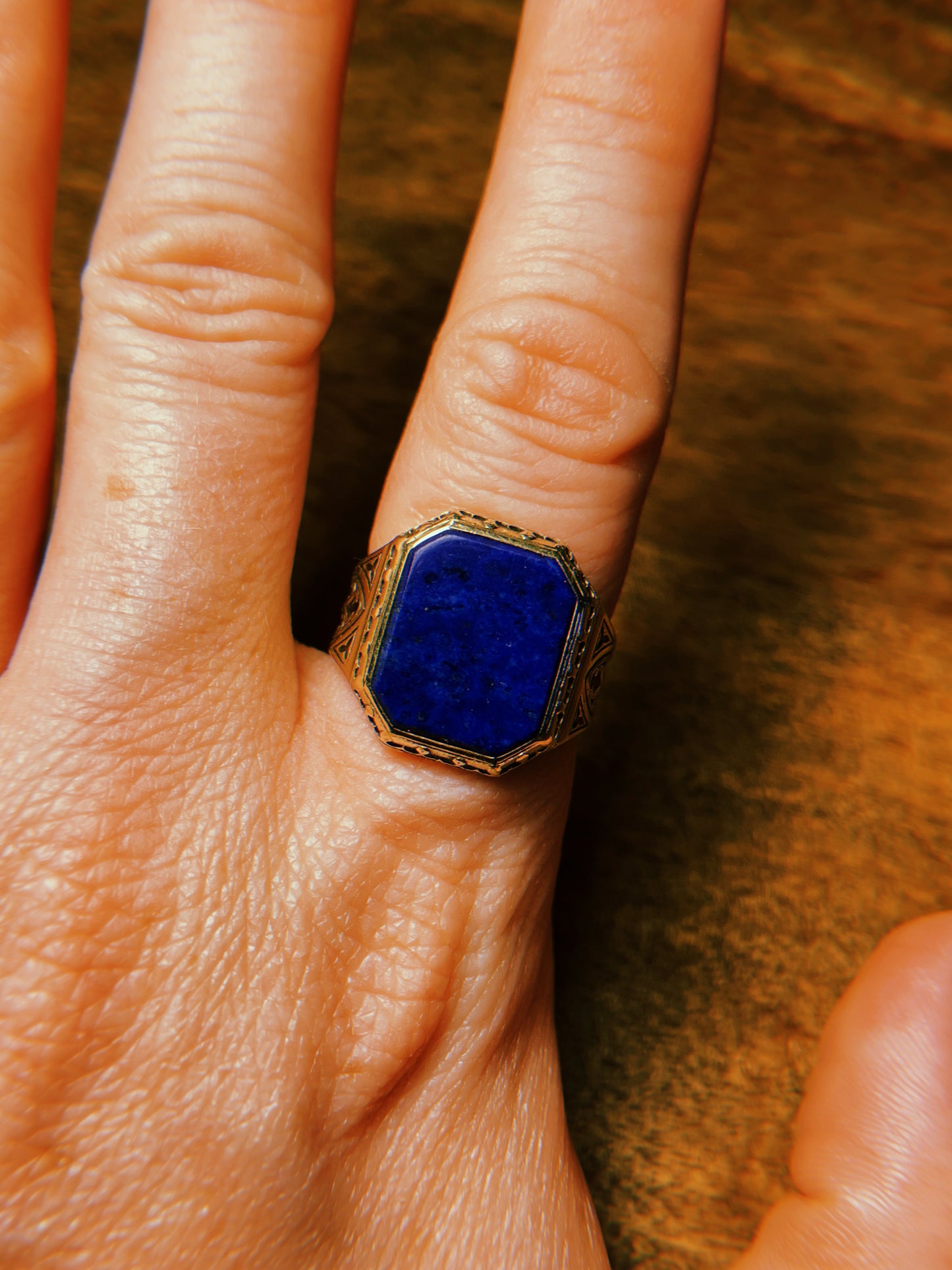 Antique 14k Art Deco Parish Signet Ring w/ Lapis Lazuli