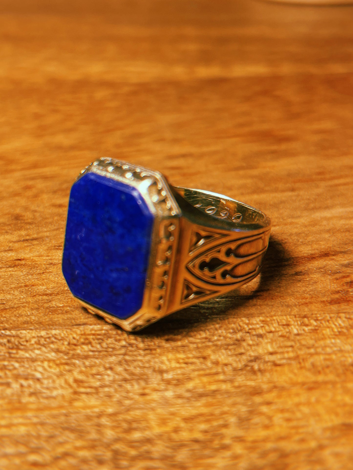 Antique 14k Art Deco Parish Signet Ring w/ Lapis Lazuli